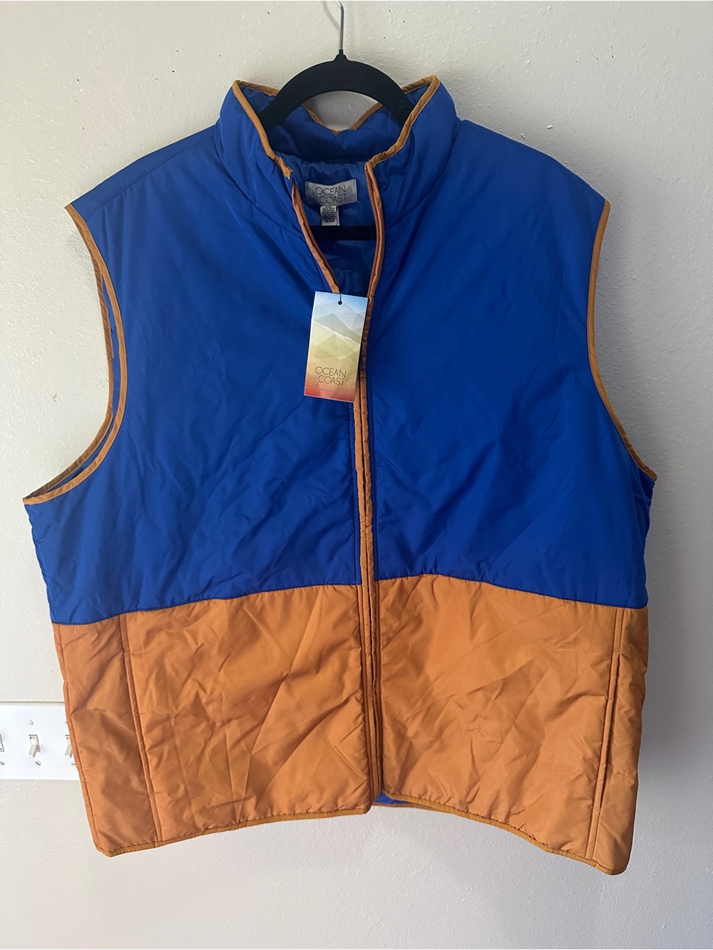 Ocean & Coast Blue and Tan Quilted Puffer Vest for Men